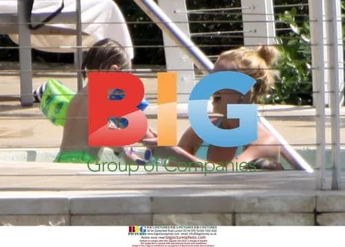 Britney Spears on Miami Beach with Kids
