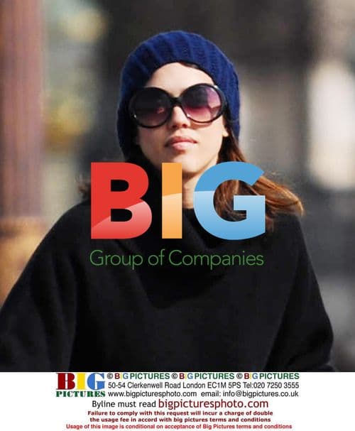 Jessica Alba Goes Cycling in Paris