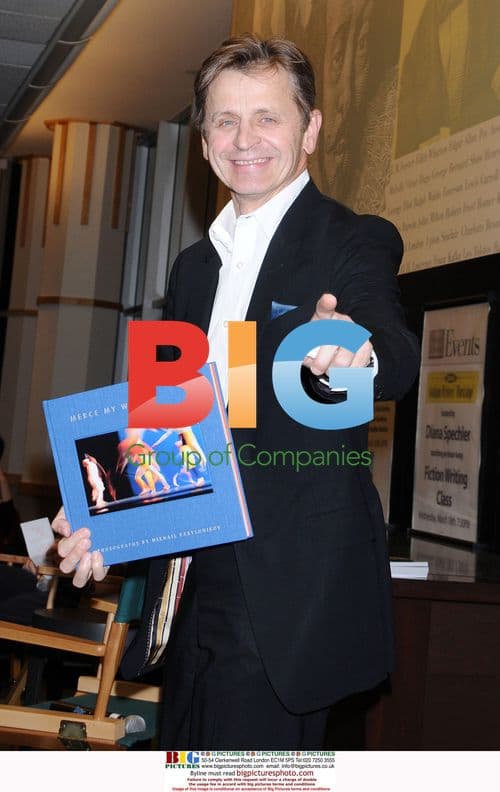 Mikhail Baryshnikov Promotes Book 'Merce My Way'