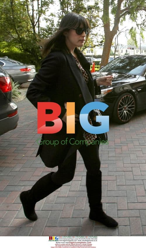 Liv Tyler shopping at Burberry in Beverly Hills