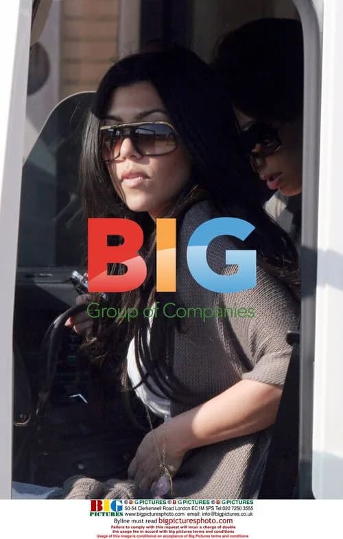 Kim and Kourtney Kardashian leave Barney's
