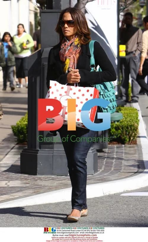 Halle Berry Shopping at Pottery Barn Kids