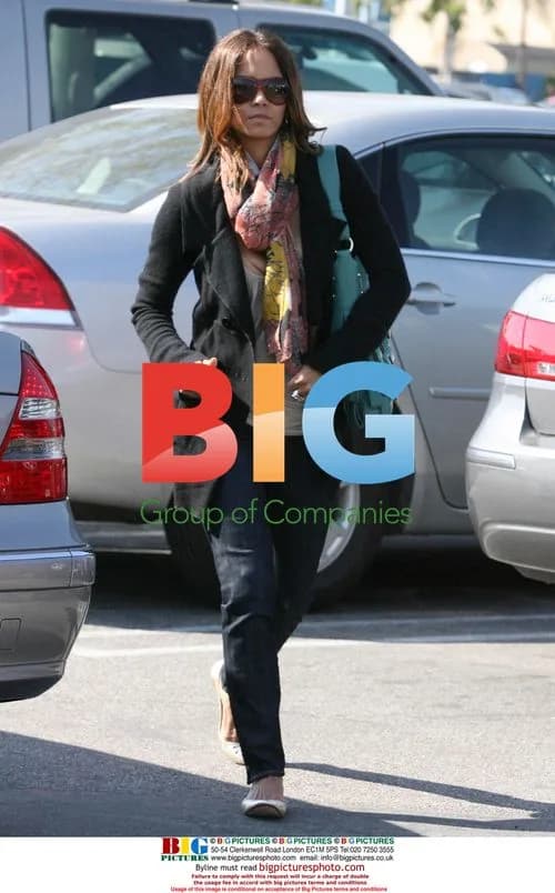 Halle Berry shopping at Pottery Barn Kids