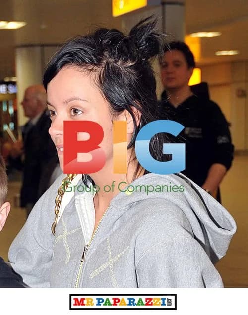 Lily Allen at Glasgow Airport for Tour Gig
