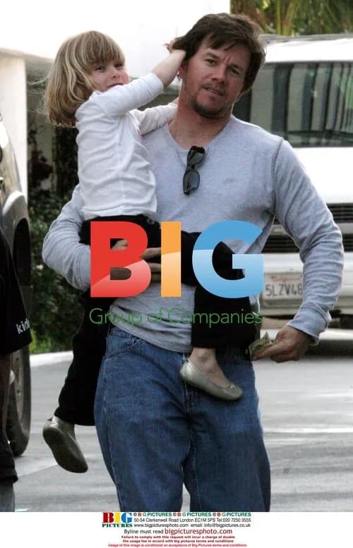 Mark Wahlberg and daughter Ella at hotel