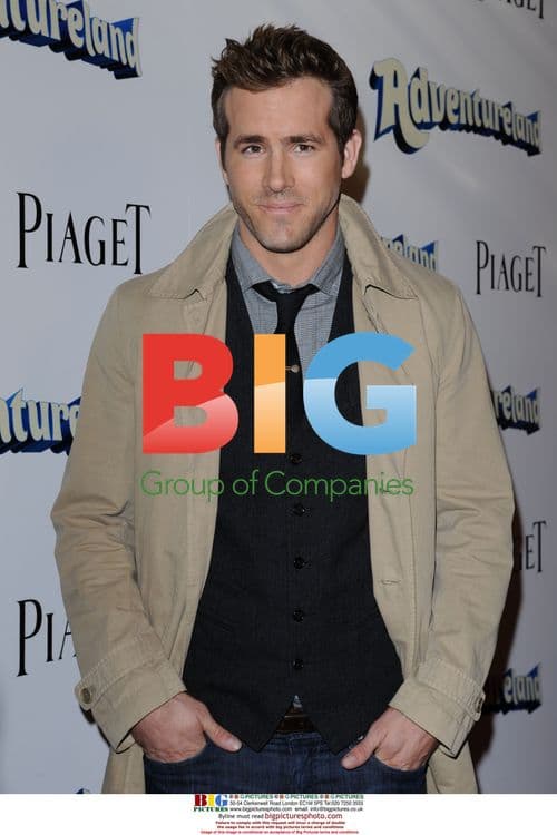 Ryan Reynolds at "Adventureland" Premiere