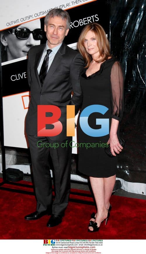 Tony Gilroy attends "Duplicity" premiere