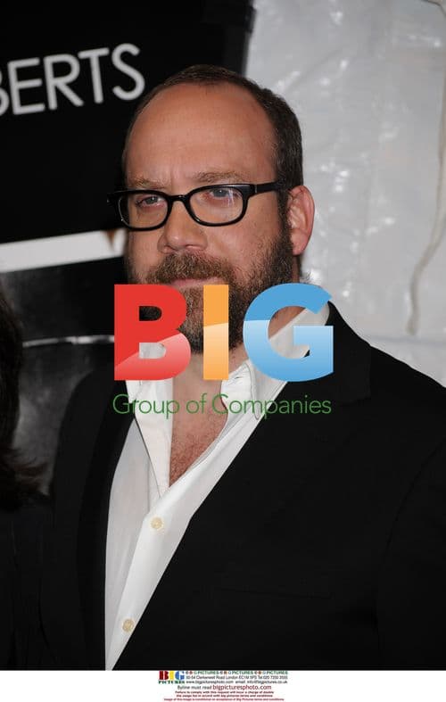 Paul Giamatti Attends 'Duplicity' Premiere