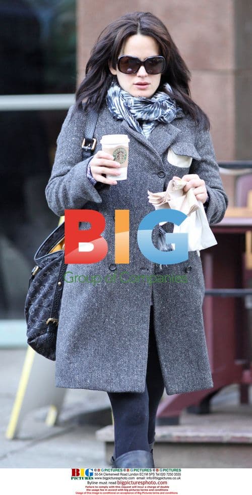 Elizabeth Reaser grabs Starbucks in Vancouver