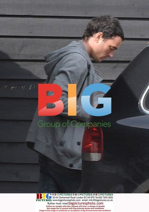 Jack Tweed outside Jade Goody's house