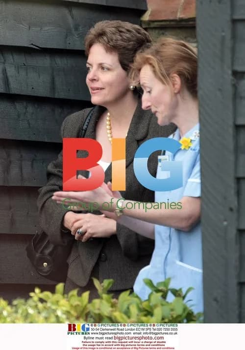 Jade's mum Jackiey outside Jade Goody's home as nurses arrive