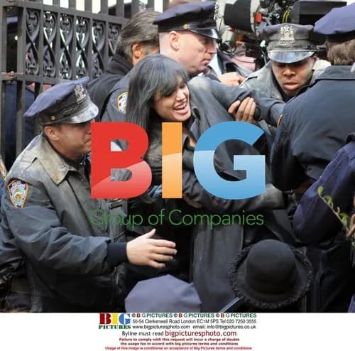 Angelina Jolie films 'Salt' in NYC