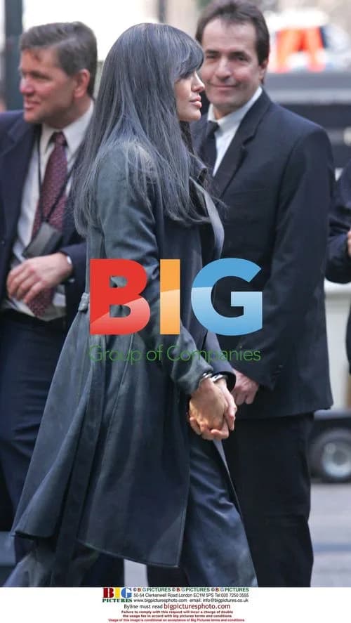 Angelina Jolie films 'Salt' in NYC