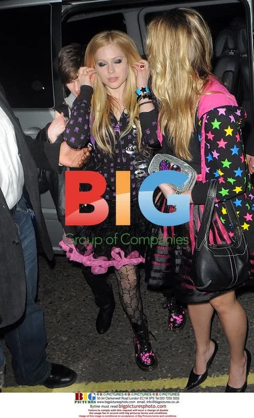 Avril Lavigne enjoys night out in London