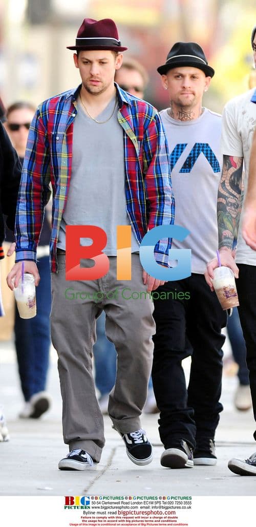 Madden Brothers Out For Coffee