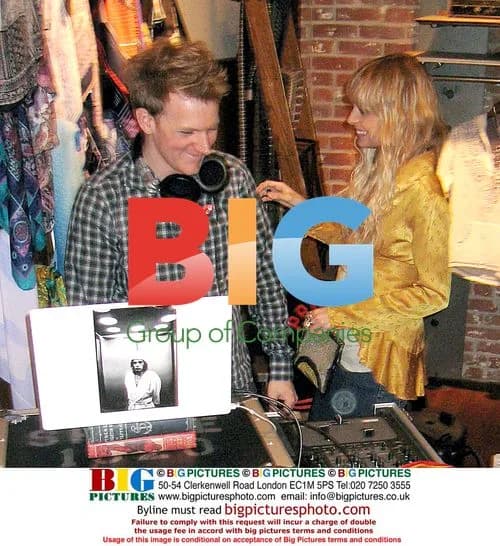 Nicole Richie Pregnant at Clothing Store Opening