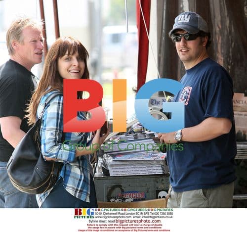 Jason Biggs Spotted with New Girlfriend