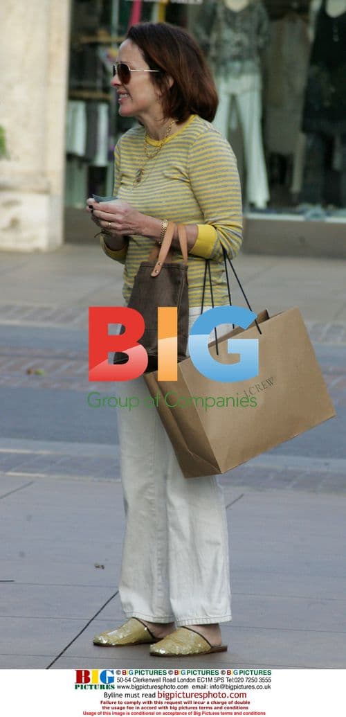 Patricia Heaton Shopping at J. Crew