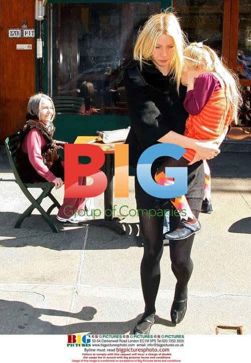 Gwyneth Paltrow and children lunch in New York