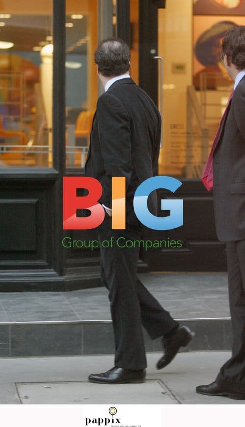 David Linley Inspects Art in North London