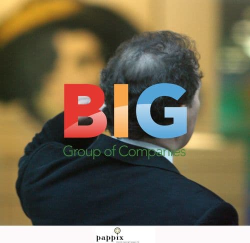 David Linley views artwork in North London