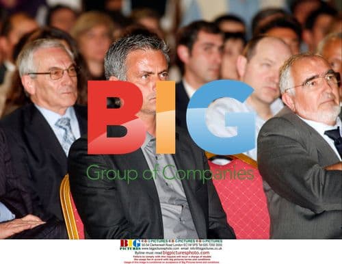 Jos Mourinho awarded doctorate in Lisbon