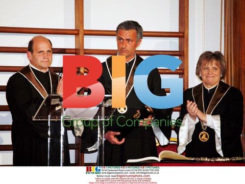 Jos Mourinho Awarded Doctorate in Lisbon