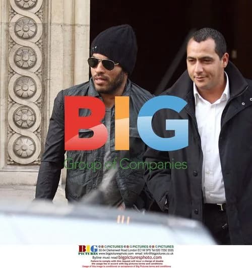Lenny Kravitz walks in Paris