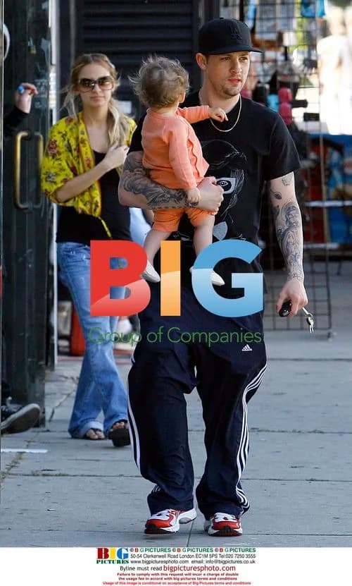 Nicole Richie and Joel Madden visit DCMA store