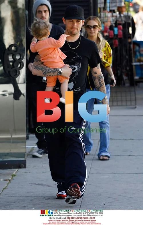 Nicole Richie and Joel Madden visit DCMA store