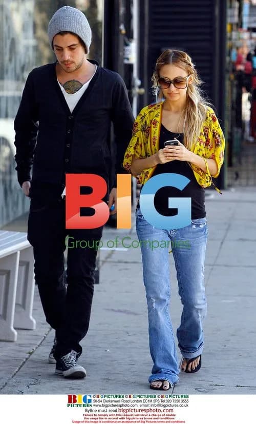 Nicole Richie and Joel Madden visit DCMA store