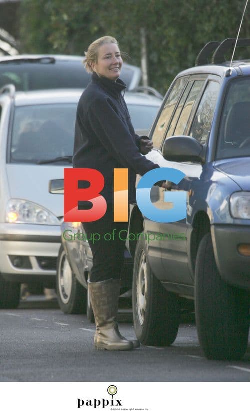 Emma Thompson chats to friend in London