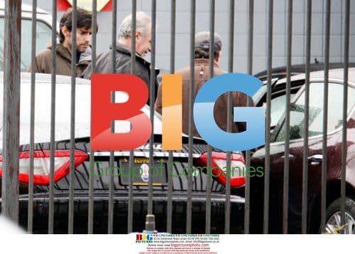 Chris Weitz scouts Ferraris for 'New Moon'