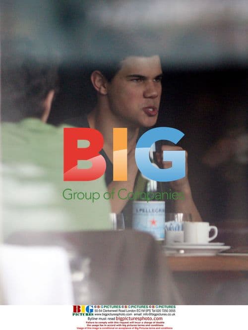 Twilight's New Moon Wolf Cast Lunch