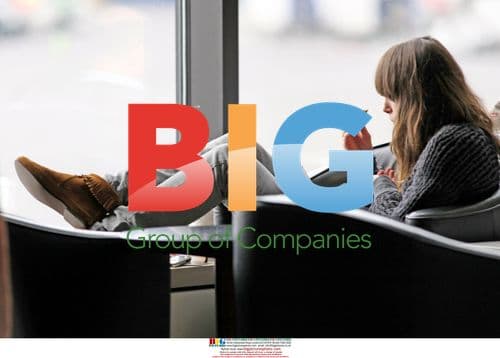 Keira Knightley Relaxes at Calgary Airport