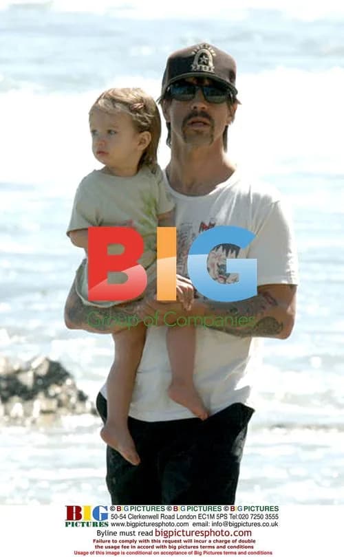Anthony Kiedis & family at Malibu beach