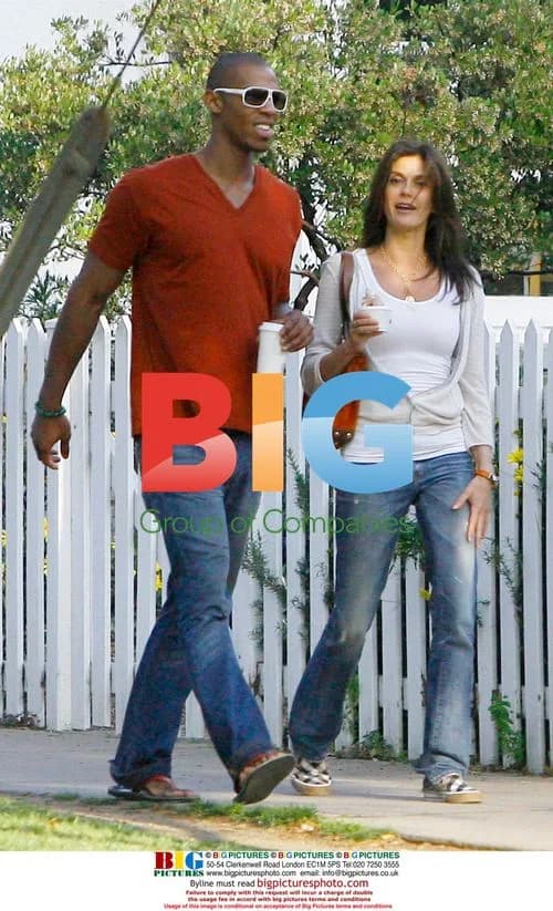 Terri Hatcher and Mehcad Brooks Walk