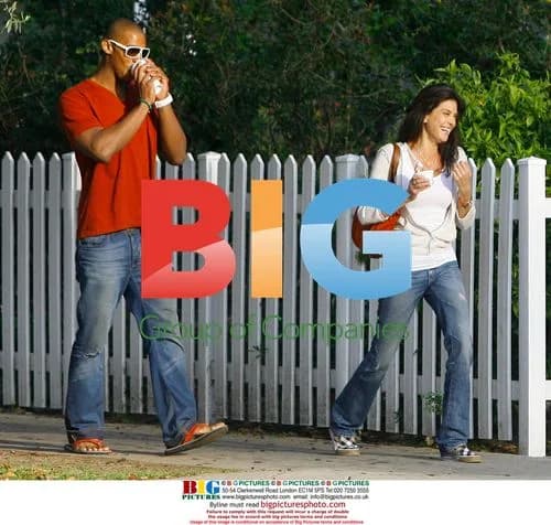 Terri Hatcher and Mehcad Brooks