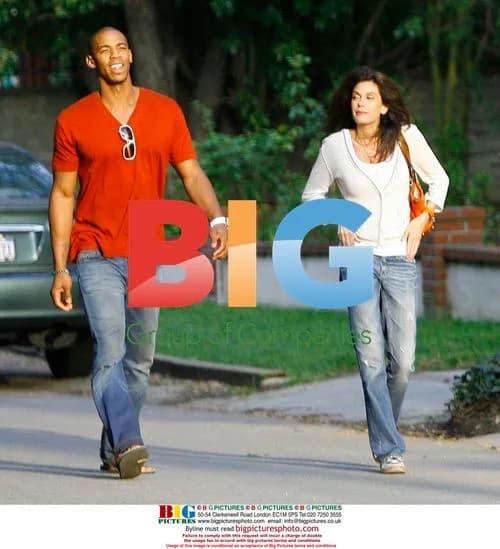 Terri Hatcher and Mehcad Brooks Out for Ice Cream