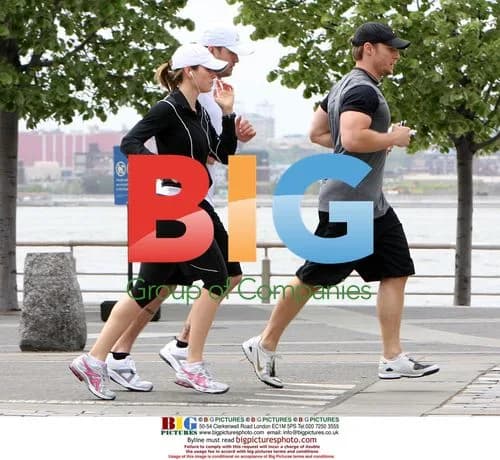 Jessica Biel and Justin Timberlake Jogging
