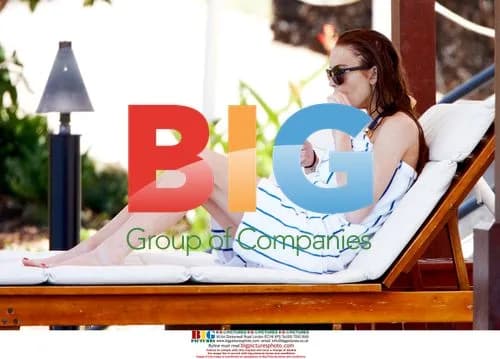 Lindsay Lohan Relaxes by Pool