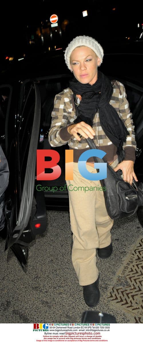 Singer PINK Arrives Back to Hotel in London