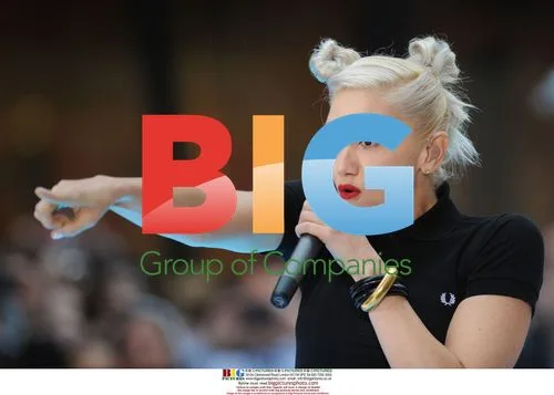 Gwen Stefani performs with No Doubt on 'Today Show'