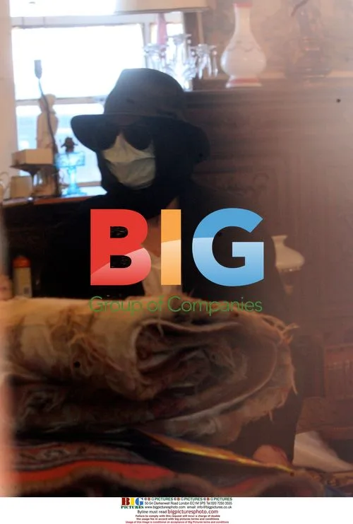 Michael Jackson shops for antiques
