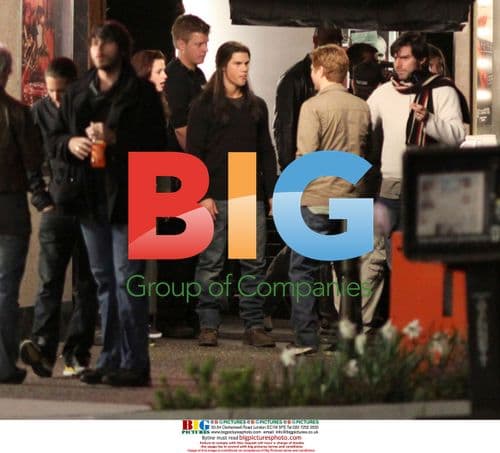 New Moon shoot with cast in Vancouver