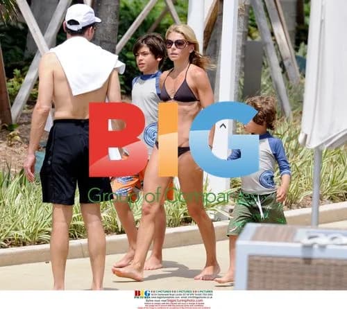 Kelly Ripa Enjoys Family Time in Miami