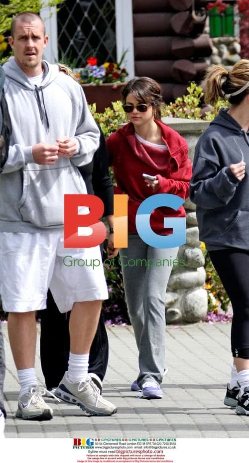 Selena Gomez at Capilano Bridge with Hutch Dano