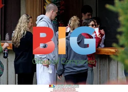 Selena Gomez with family at Capilano Bridge
