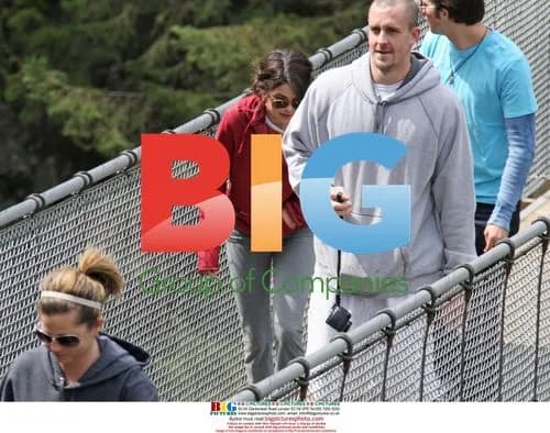 Selena Gomez and her family visit Capilano Suspension Bridge
