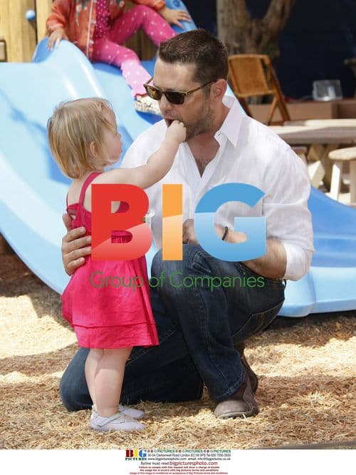 Jason Priestley and family spotted in Santa Monica